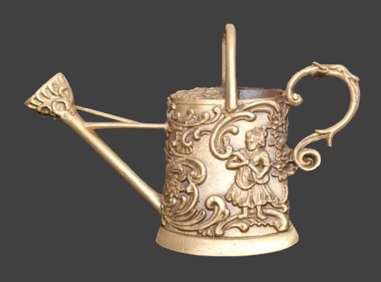 Beautiful vintage matte gold tone watering can pendant brooch