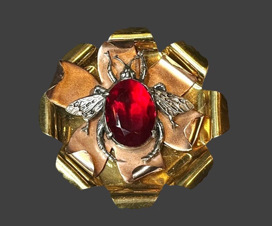 Bug on a flower gold tone red glass brooch