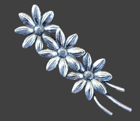 Daisy flower sterling silver brooch pin