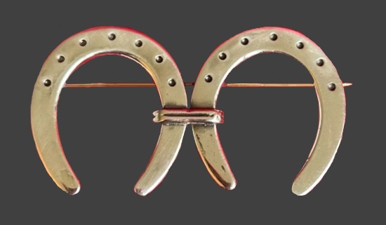 Double horseshoe sterling silver brooch pin