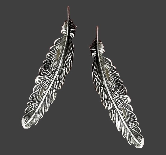 Feather design etched sterling silver earrings