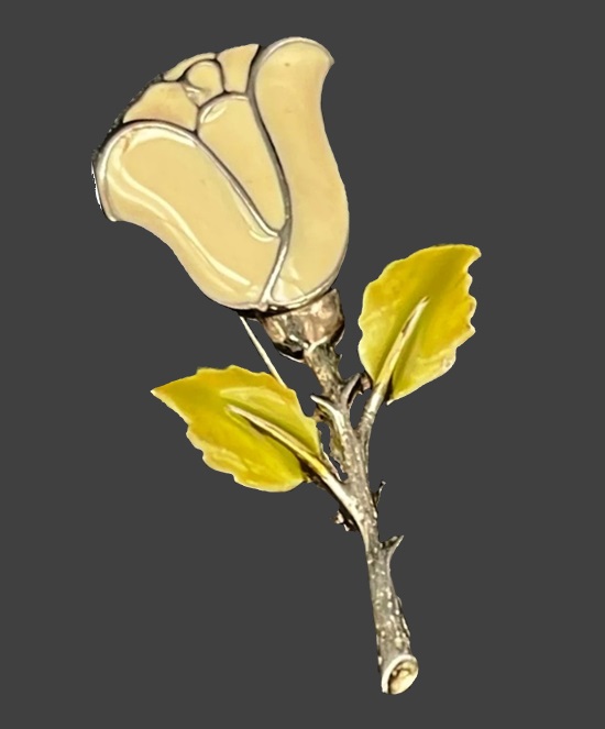 Flower gold tone enameled brooch