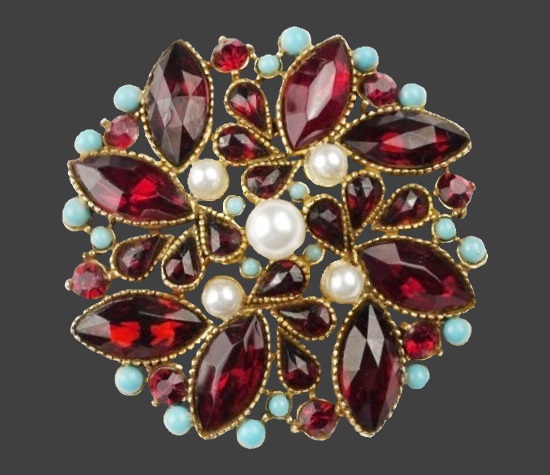 Ornate faceted red rhinestone cultured pearl gold tone brooch pin
