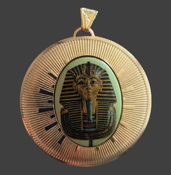 Pharaoh Egyptian motif gold tone pendant