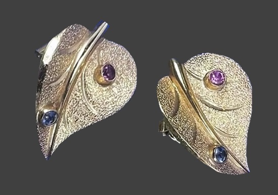 Rhinestone gold tone leaf clip-on earrings