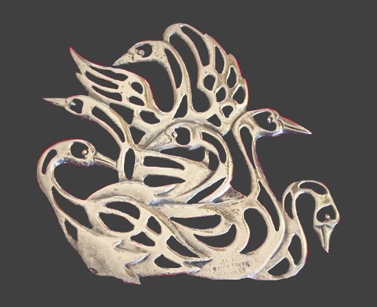 Swans sterling silver openwork ornament from the 12 Days of Christmas collection