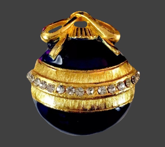 Christmas ornament gold tone enamel