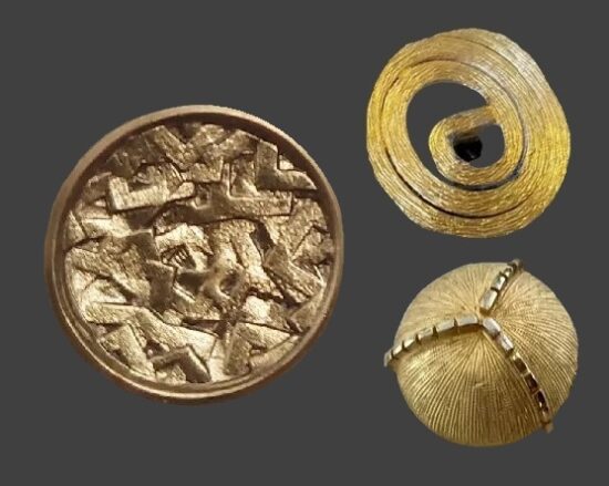 Gold tone buttons