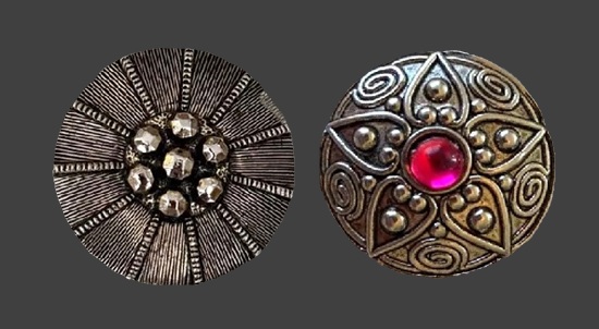 Textured metal ornate design