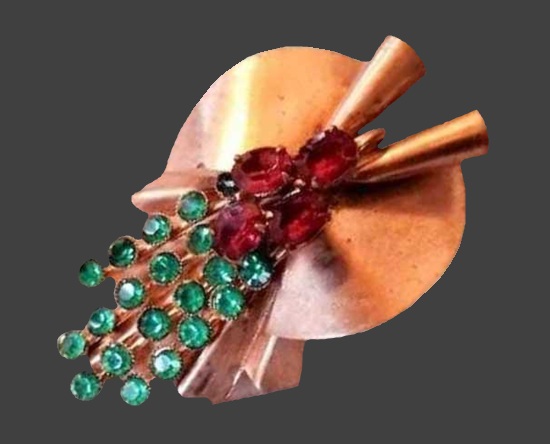 Art Deco gold tone green and red rhinestone brooch