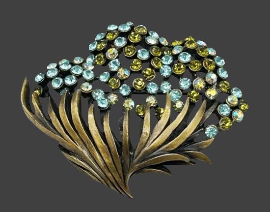 Flower stems brass blue green rhinestone brooch