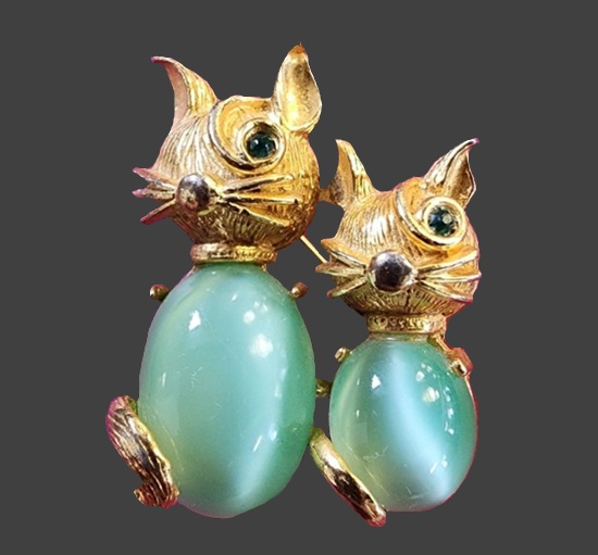 Jelly belly winking cats gold tone rhinestone brooch