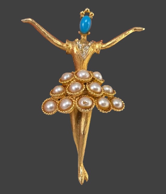 Ballerina gold tone rhinestone faux pearl glass brooch