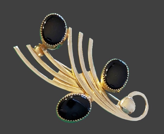 Black onyx gold filled brooch