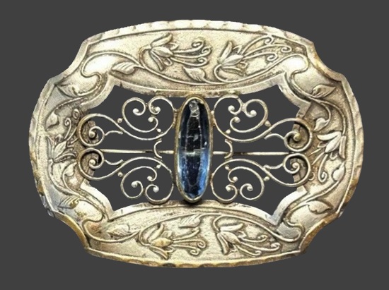 Buckle shape textured floral design sash brooch
