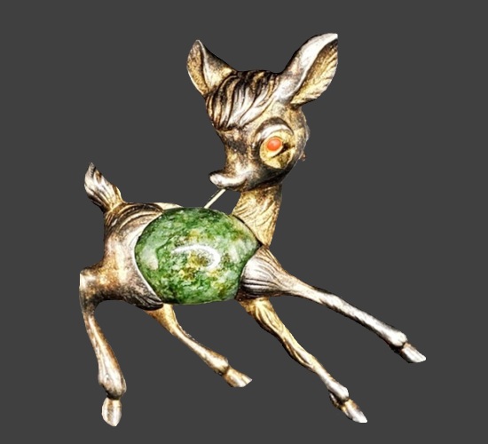 Deer green jade sterling silver brooch pin
