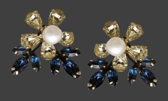 Faux pearl beige and purple rhinestone flower earrings