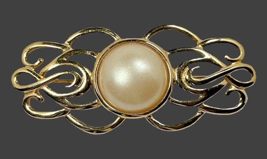 Faux pearl gold tone brooch