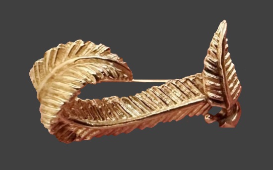 Feather 14 K gold brooch