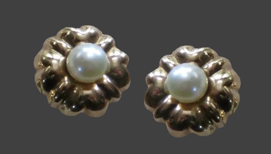 Floral gold tone cultured pearl earrings