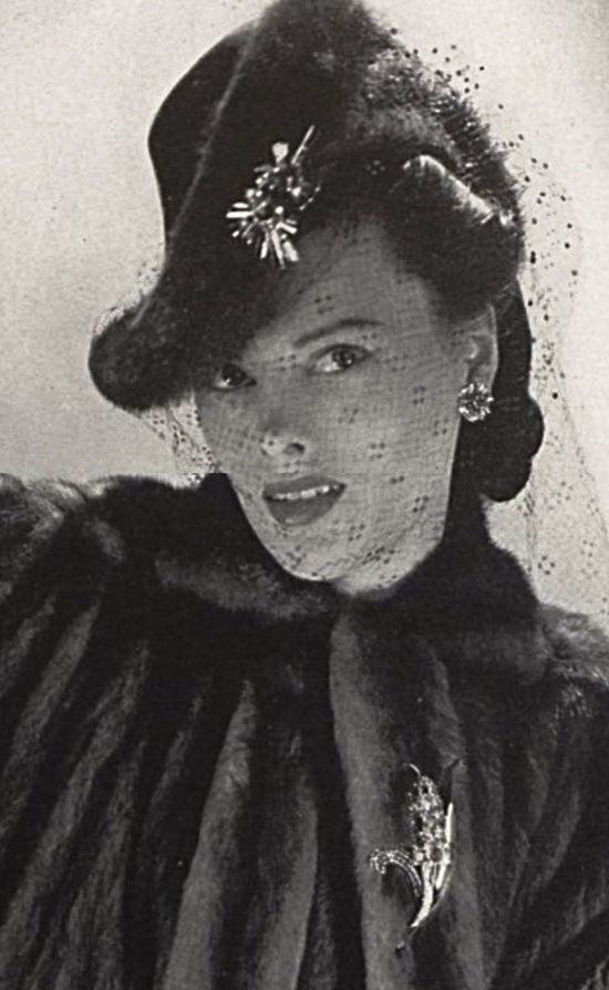 Fur clips and earrings, Vogue October 1940 ad