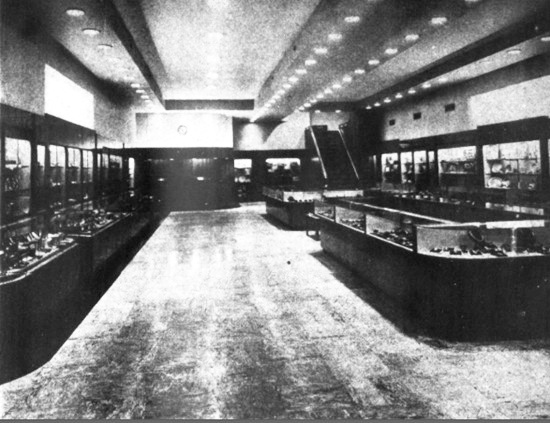Interior of the Barr's jewelry store, 1946
