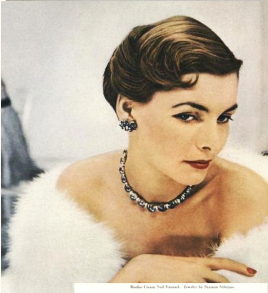 Jewelry by Seaman Schepps, Vogue January 1949 ad
