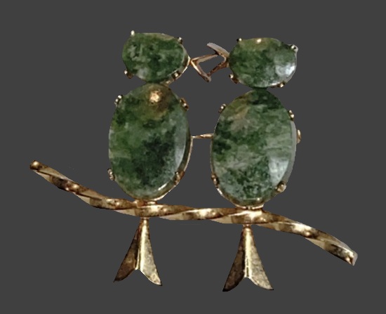 Love birds jade scarab 12 K gold brooch
