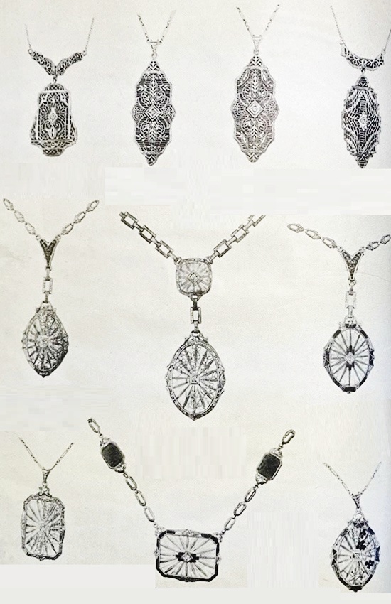 Pendants in 18 K white gold and diamonds, 1931