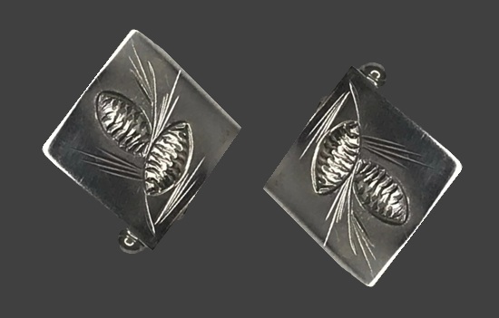 Pinecone embossed sterling silver square cufflinks