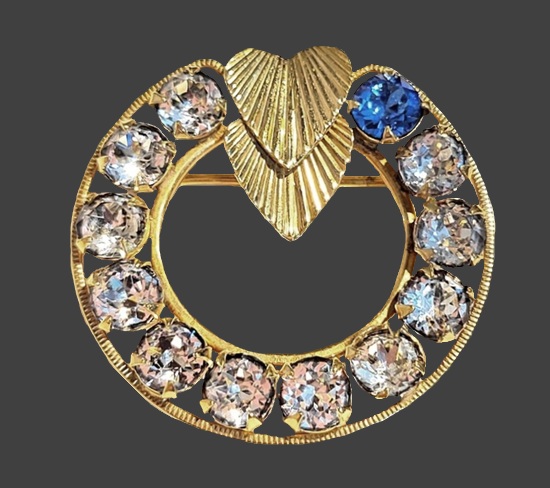 Rhinestone wreath double heart 12 K gold filled pin