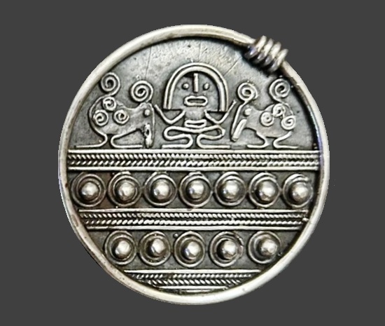 Round tribal motif sterling silver brooch pin