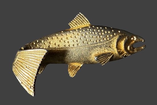 Salmon fish gold tone lapel pin