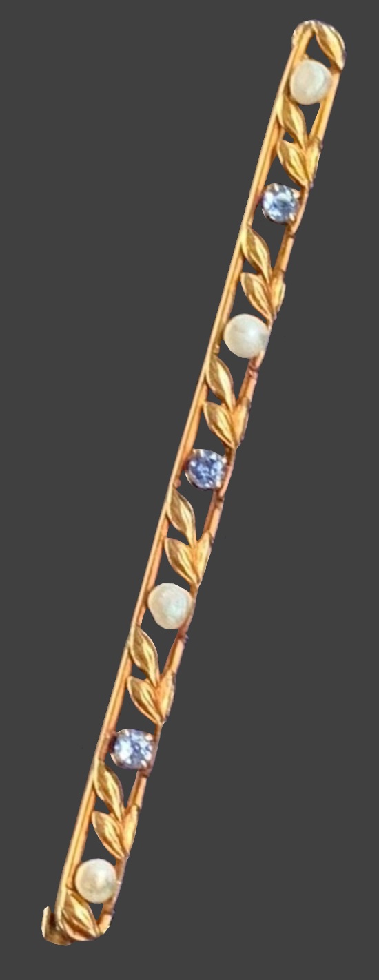 Sapphire pearl 12 K gold bar brooch