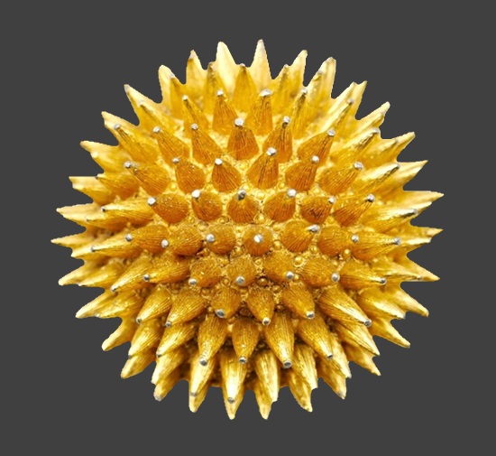 Spiky gilt chrysanthemum brooch, 1960