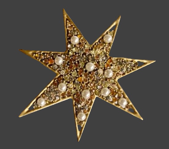 Star gold tone faux pearl brooch pin