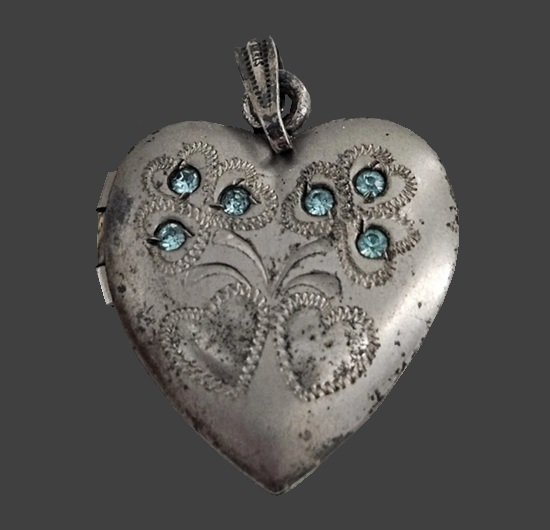 Sweetheart sterling silver locket