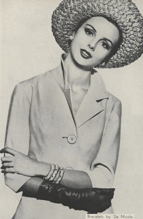 Vogue February 1962 ad